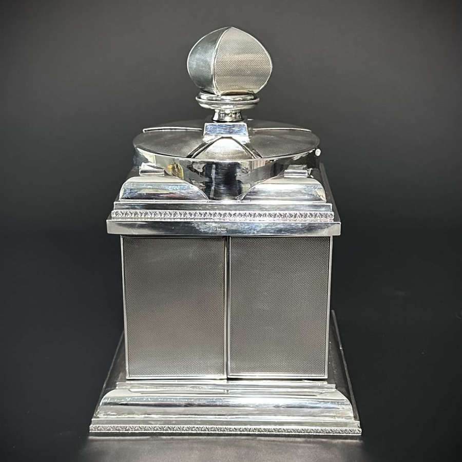 Asprey Art Deco Smoking compendium.